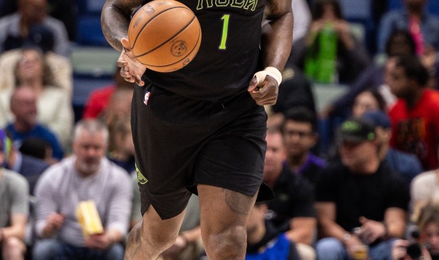 世界杯手机观看-进攻效率还是高！锡安对阵火箭8投6中&amp;8罚6中 砍下18分4板3助