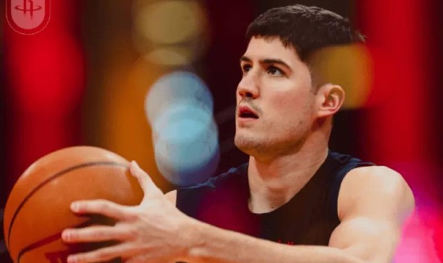 世界杯手机观看-火箭111-106马刺3喜1忧！谢泼德+卡佩拉完美搭配，史密斯盘活进攻