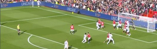 【英超】2比1逆转十人水晶宫 曼联升至积分榜第三！